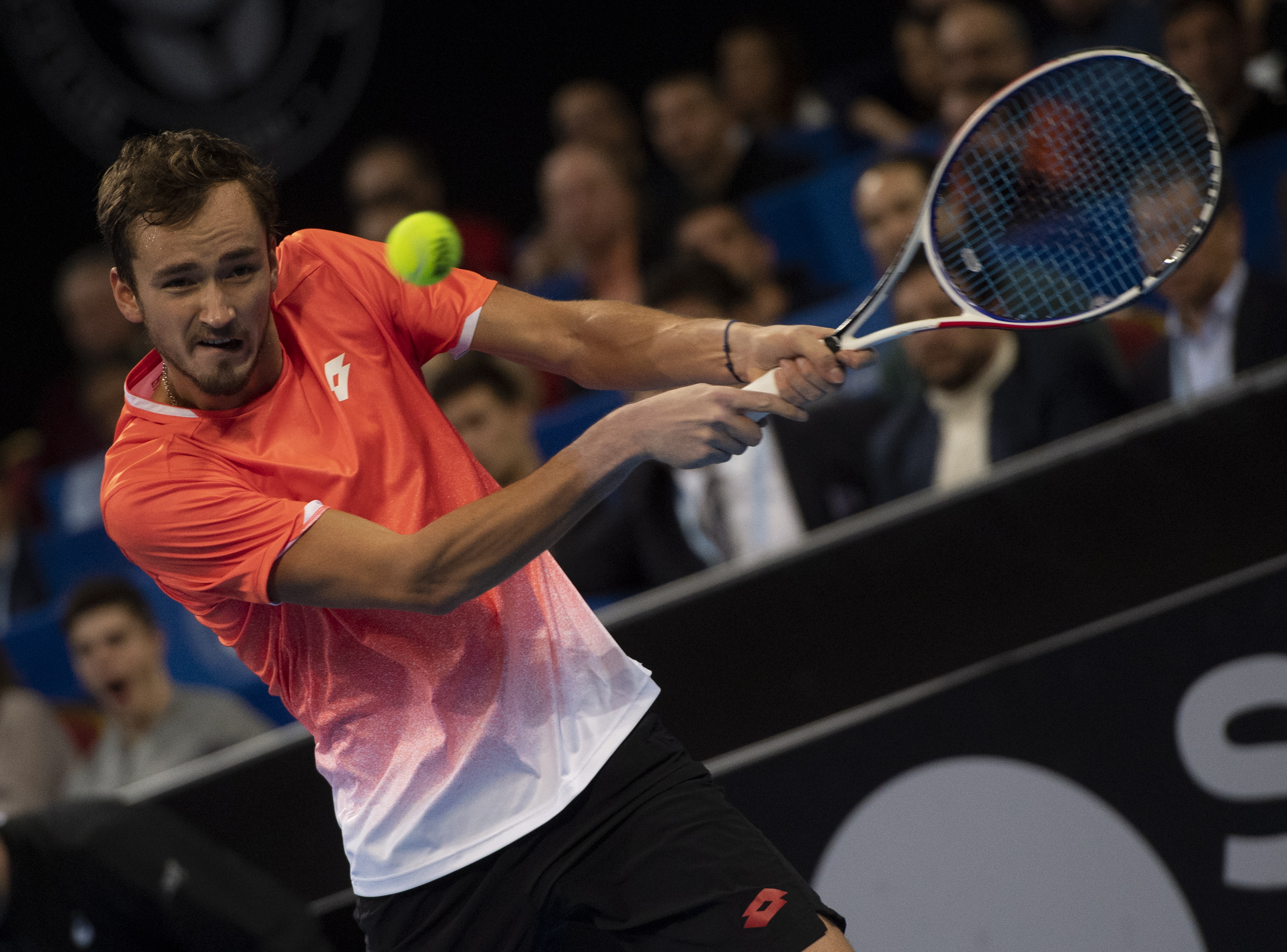 欧洲网球队逆转日本网球队，梅德韦杰夫关键制胜