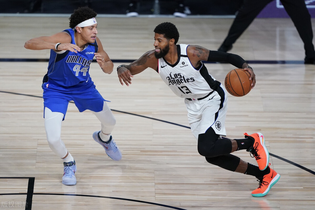 德国男篮轻取独行侠，莫里斯三分雨点燃全场