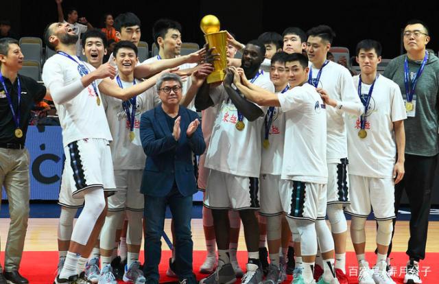 即时盘口选手发挥出色，荣膺最佳MVP的简单介绍