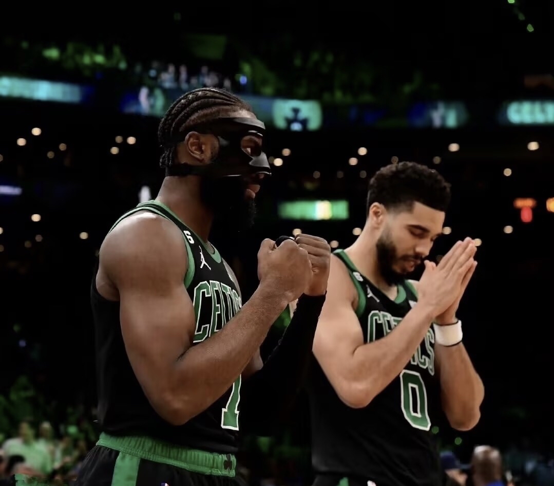 江苏队轻取76人，塔图姆高光表现