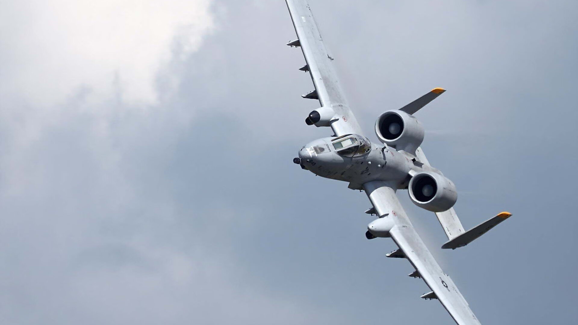 世界排名争夺战之夜，浓眉数据核爆，改写篮球战争法则