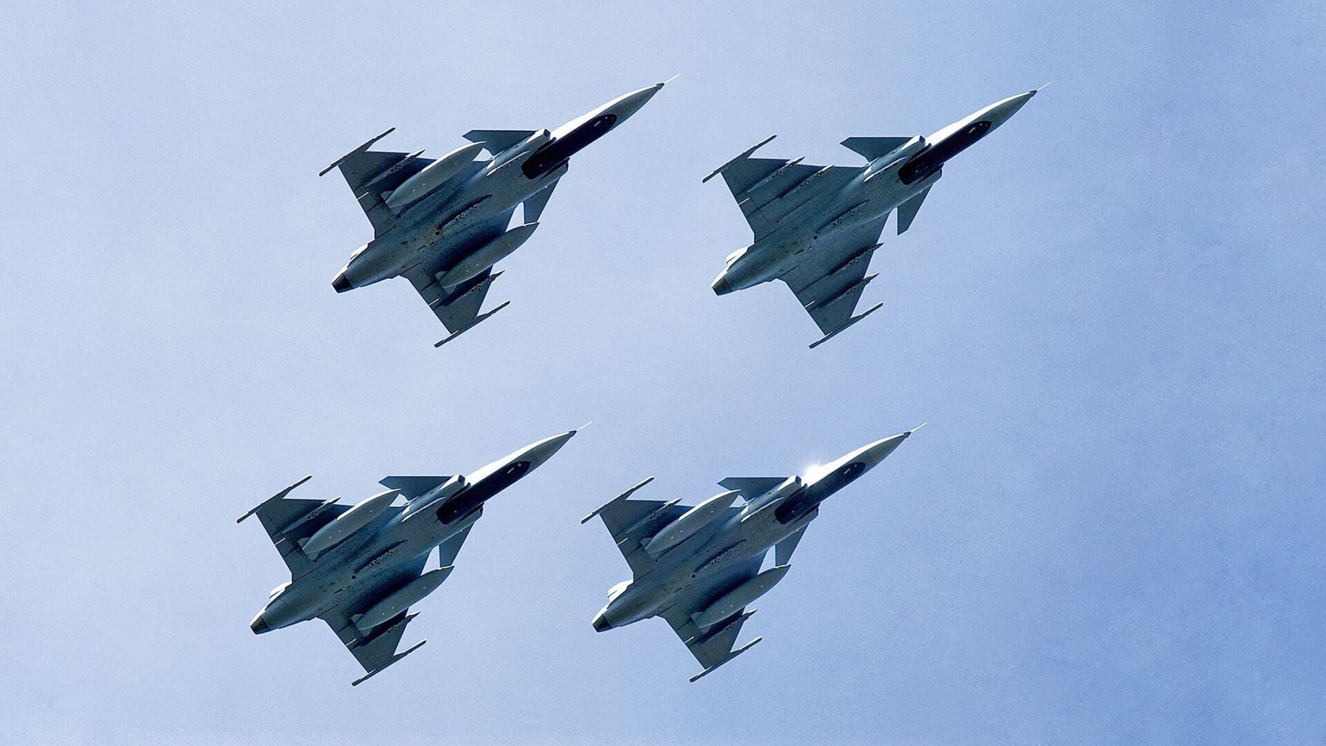 引擎轰鸣中的绿茵幽灵，弗拉霍维奇在虚拟F1赛道的致命绝杀