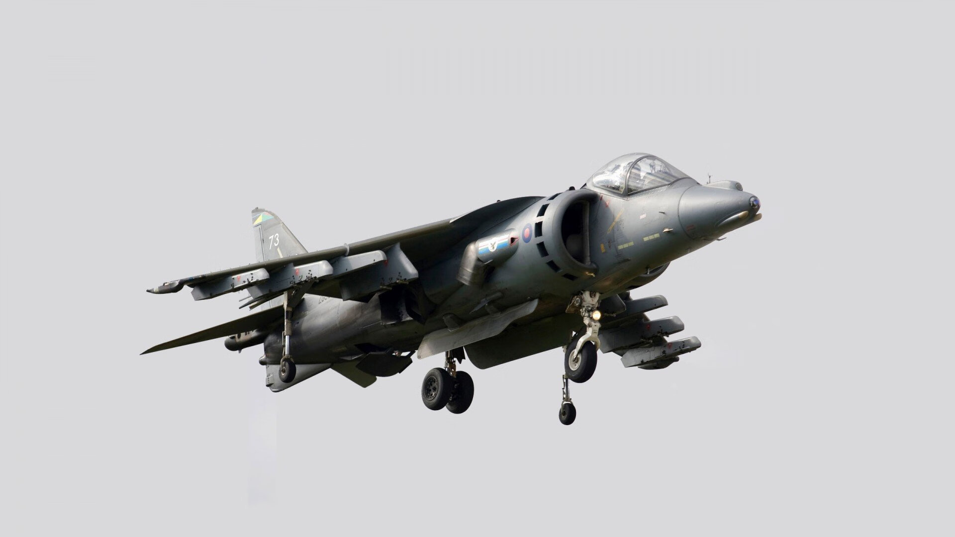 枪手风暴席卷南美，马丁内利在虚拟巅峰战中接管比赛